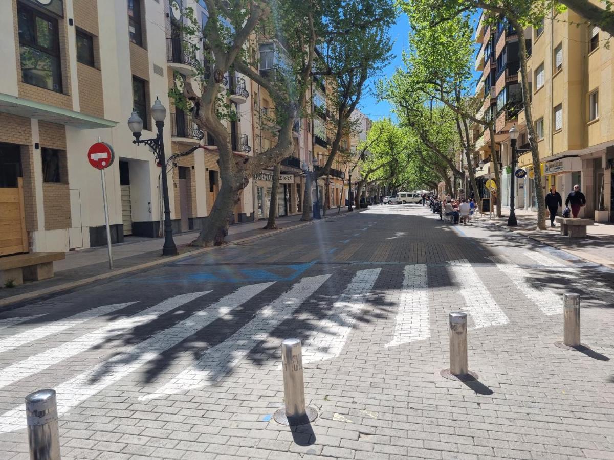 Apartamentos En Denia Frente Al Puerto! Εξωτερικό φωτογραφία