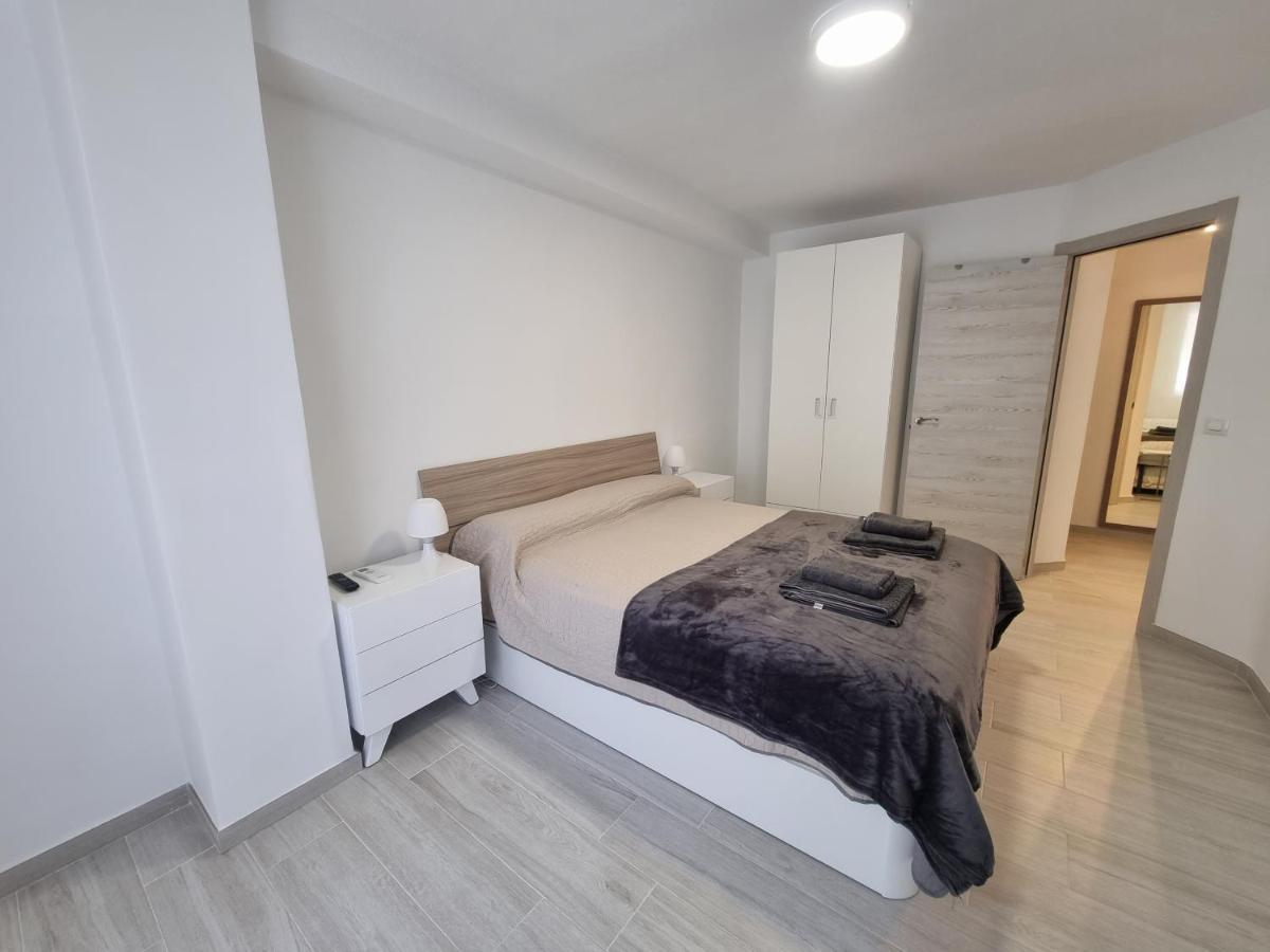 Apartamentos En Denia Frente Al Puerto! Εξωτερικό φωτογραφία
